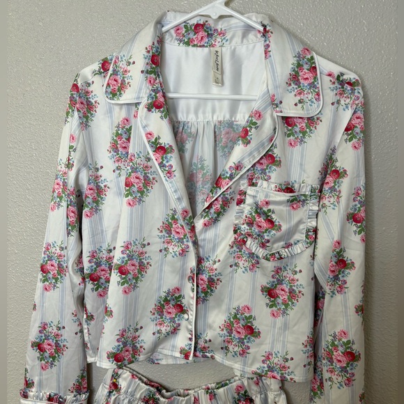 For Love and Lemons Lailah Pajama Set Sold Out Everywhere - Picture 3 of 7